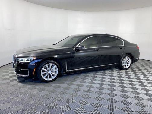 2020 BMW 740 740i