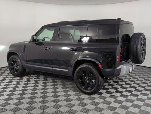 2025 Land Rover Defender 110 P400 S