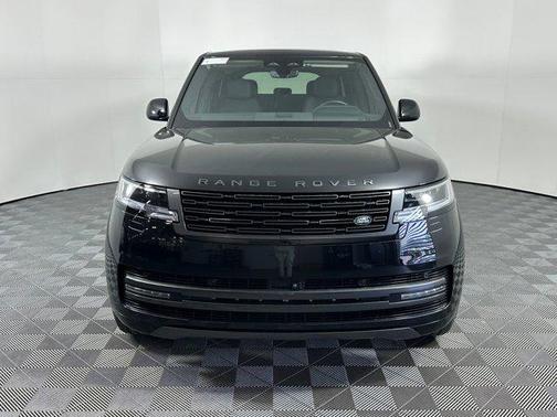 2025 Land Rover Range Rover P400 SE