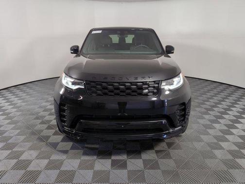 2025 Land Rover Discovery P360 Dynamic SE