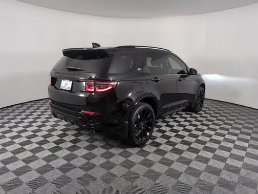 2025 Land Rover Discovery Sport Dynamic SE