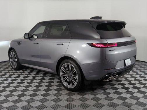 2025 Land Rover Range Rover Sport SE