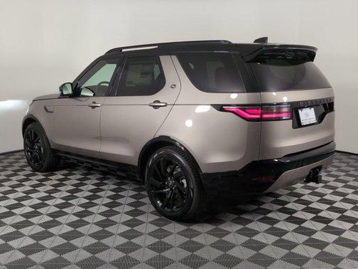 2025 Land Rover Discovery Dynamic SE