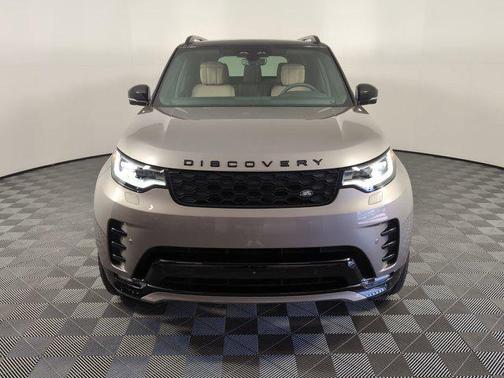 2025 Land Rover Discovery Dynamic SE