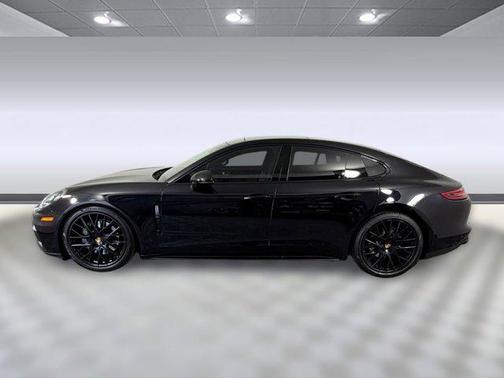2018 Porsche Panamera 4S