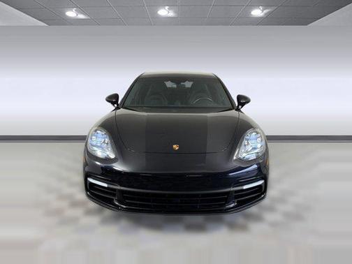 2018 Porsche Panamera 4S