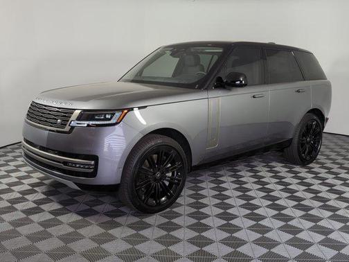 2025 Land Rover Range Rover P530 SE