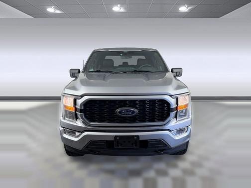 Iconic Silver Metallic 2022 Ford F-150 XL
