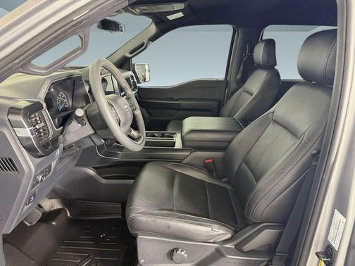 Iconic Silver Metallic 2022 Ford F-150 XL