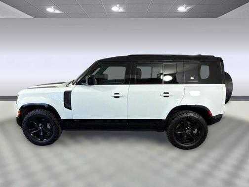 2021 Land Rover Defender 110 X-Dynamic SE