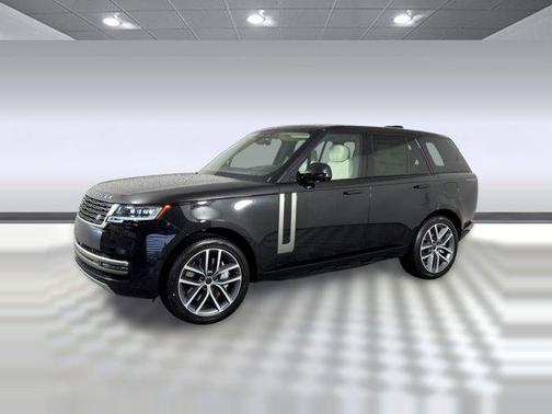2026 Land Rover Range Rover P550e SE