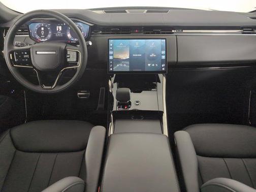 2025 Land Rover Range Rover Sport SE