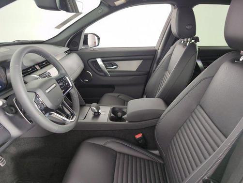 2025 Land Rover Discovery Sport Dynamic SE