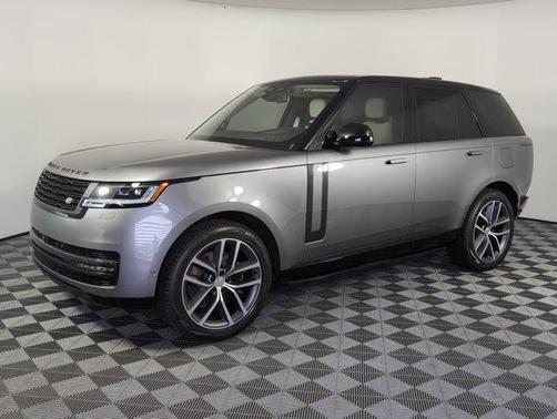 2025 Land Rover Range Rover P550e SE