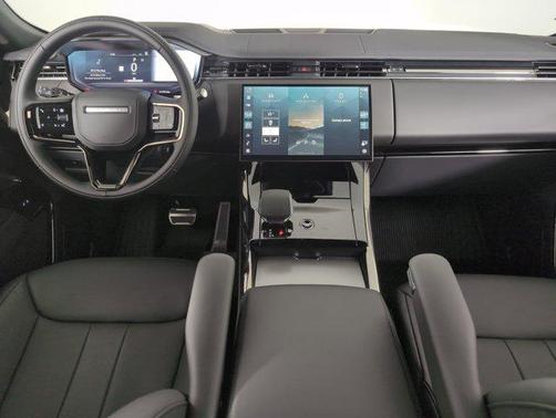 2025 Land Rover Range Rover Sport SE