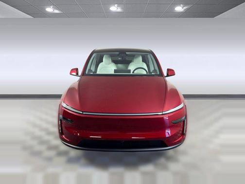 2026 Tesla Model Y Premium Rear-Wheel Drive