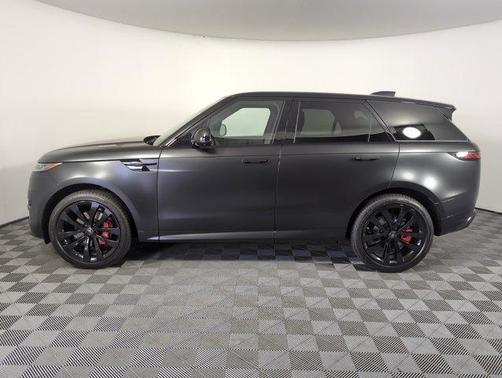 2025 Land Rover Range Rover Sport SE