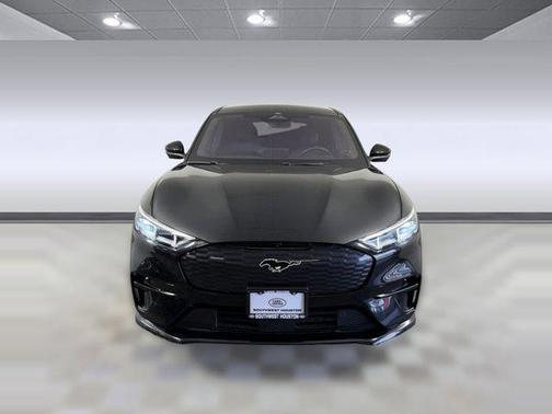 2022 Ford Mustang Mach-E GT