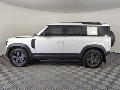 2025 Land Rover Defender 110 P300
