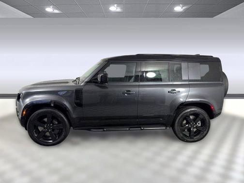 2026 Land Rover Defender P400 X-Dynamic SE