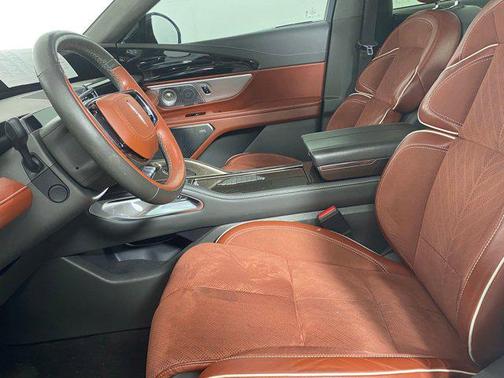 2024 Lincoln Nautilus Black Label