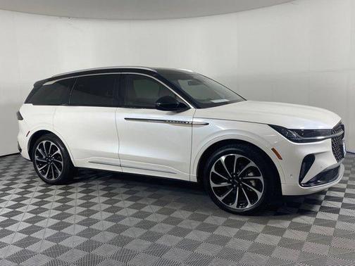 2024 Lincoln Nautilus Black Label