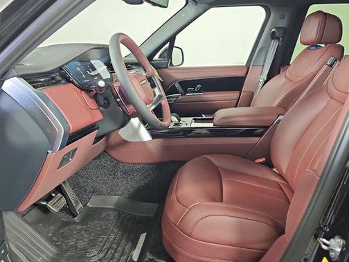 2025 Land Rover Range Rover P530 SE