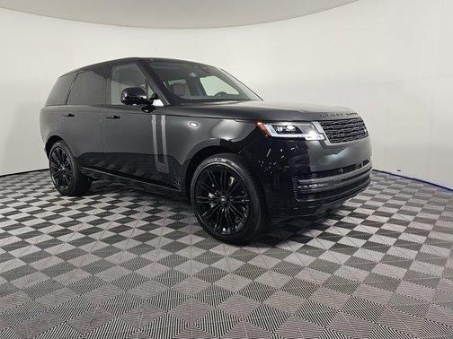 2025 Land Rover Range Rover P530 SE