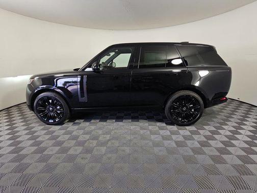 2025 Land Rover Range Rover P530 SE