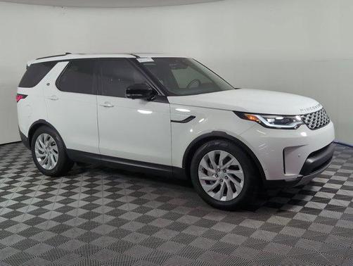 2025 Land Rover Discovery P300 S