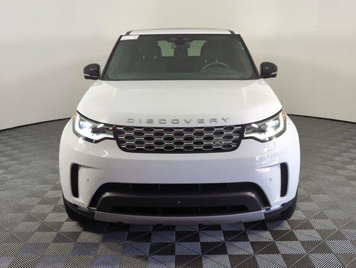 2025 Land Rover Discovery P300 S