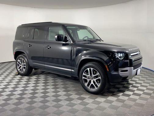 2022 Land Rover Defender 110 SE