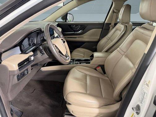 Pristine White 2021 Lincoln Corsair Standard