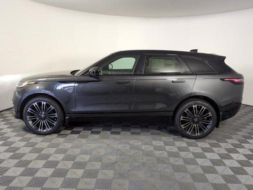 2026 Land Rover Range Rover Velar P400 Dynamic SE