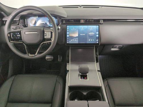2026 Land Rover Range Rover Velar P400 Dynamic SE