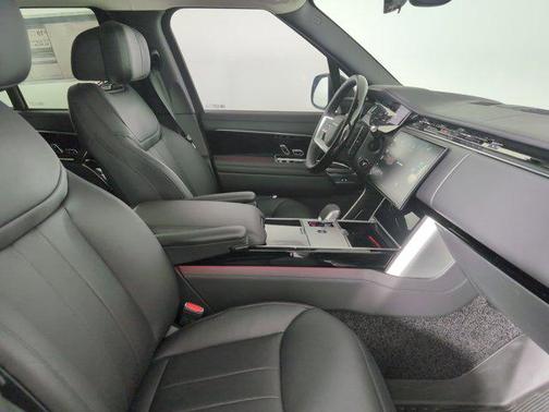2025 Land Rover Range Rover P530 Autobiography