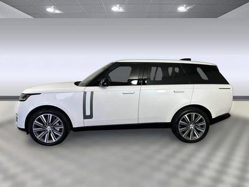 2023 Land Rover Range Rover P530 SE
