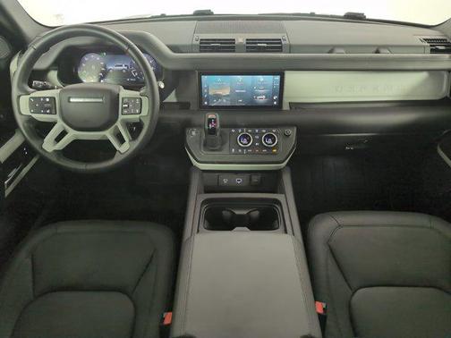 2024 Land Rover Defender 110 P300
