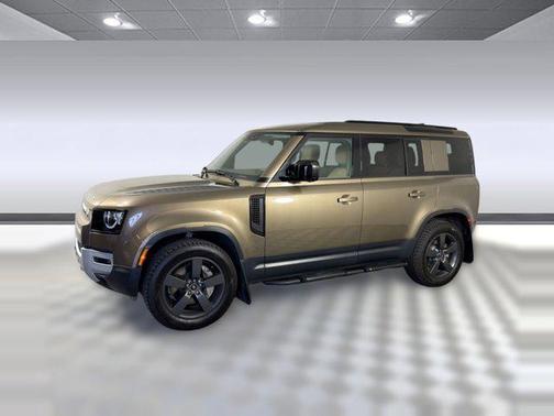 2025 Land Rover Defender 110 P300