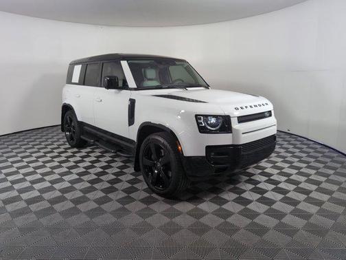 2025 Land Rover Defender 110 P500 X-Dynamic SE