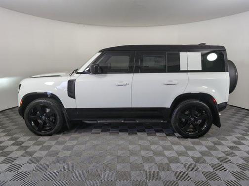 2025 Land Rover Defender 110 P500 X-Dynamic SE