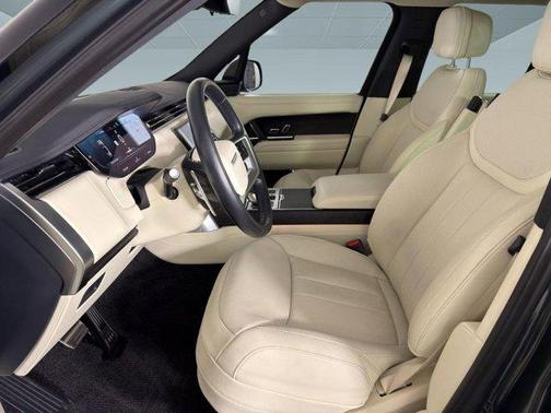 2023 Land Rover Range Rover P400 SE