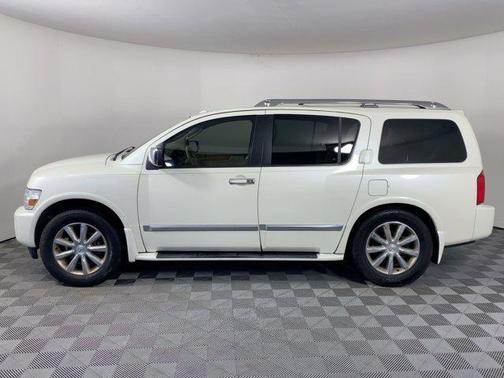 2010 INFINITI QX56 Base