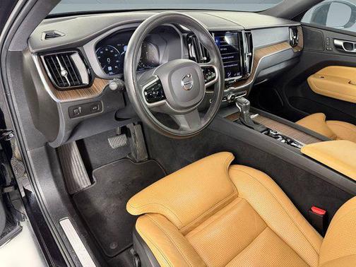 2021 Volvo XC60 T5 Inscription