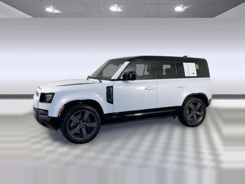2023 Land Rover Defender 110 V8