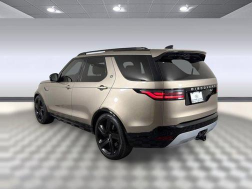2023 Land Rover Discovery P360 Metropolitan Edition