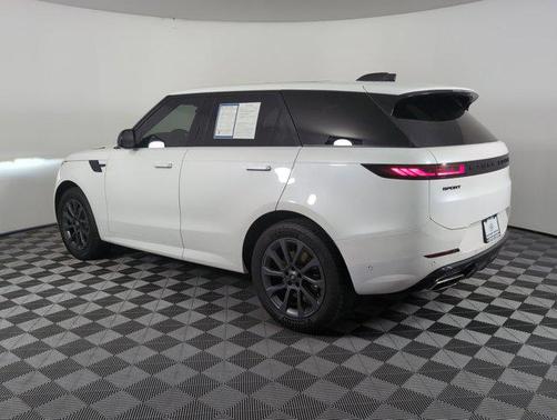 2024 Land Rover Range Rover Sport SE