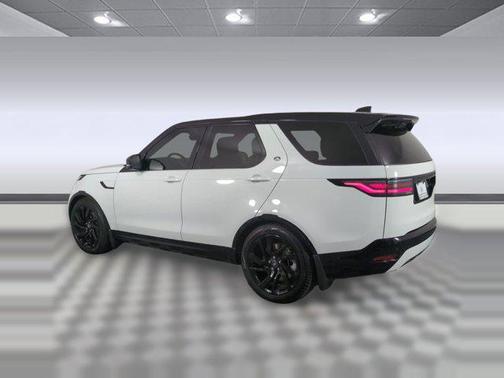 2025 Land Rover Discovery P360 Dynamic SE