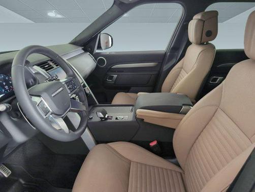 2025 Land Rover Discovery P360 Dynamic SE