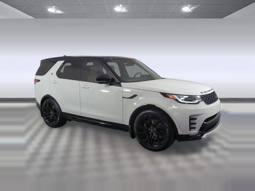 2025 Land Rover Discovery P360 Dynamic SE